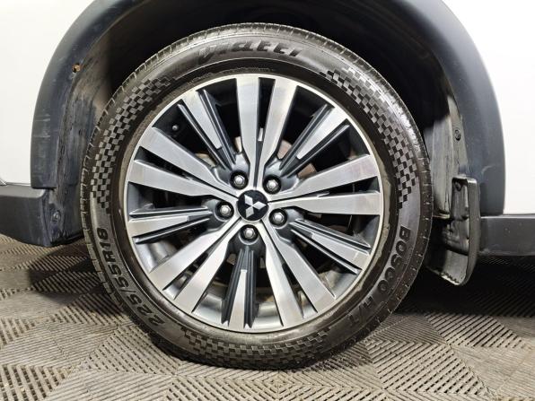 Mitsubishi Outlander III Рестайлинг 3 с пробегом 2019 года, цена 1 883 000 рублей, 161527 км, внедорожник, Автокод Объявления
