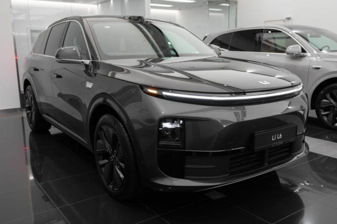 Li Auto (Lixiang) L6