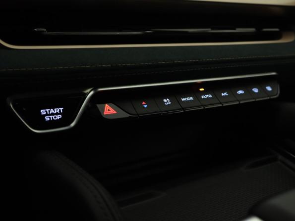 Geely Monjaro I с пробегом 2024 года, цена 3 699 000 рублей, 9652 км, внедорожник, Автокод Объявления