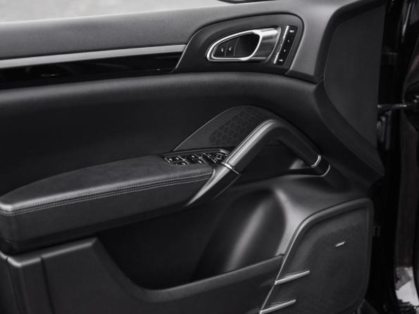 Porsche Cayenne II Рестайлинг (958) с пробегом 2016 года, цена 3 589 000 рублей, 140064 км, внедорожник, Автокод Объявления