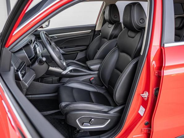 Geely Atlas Pro с пробегом 2022 года, цена 1 810 000 рублей, 50201 км, внедорожник, Автокод Объявления