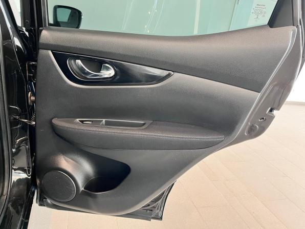 Nissan Qashqai II с пробегом 2014 года, цена 1 320 000 рублей, 203321 км, внедорожник, Автокод Объявления