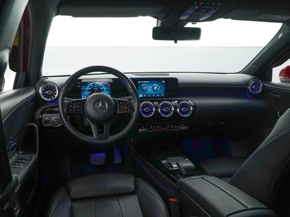 Mercedes-Benz A-Класс IV (W177) с пробегом 2018 года, цена 2 289 444 рубля, 126870 км, хэтчбек, Автокод Объявления