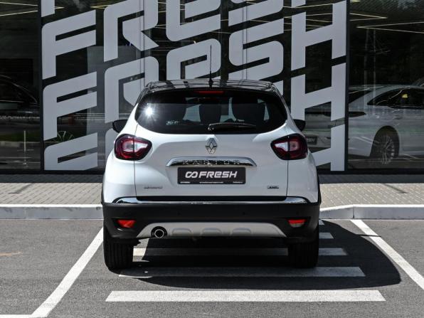 Renault Kaptur I с пробегом 2016 года, цена 1 375 000 рублей, 169350 км, внедорожник, Автокод Объявления