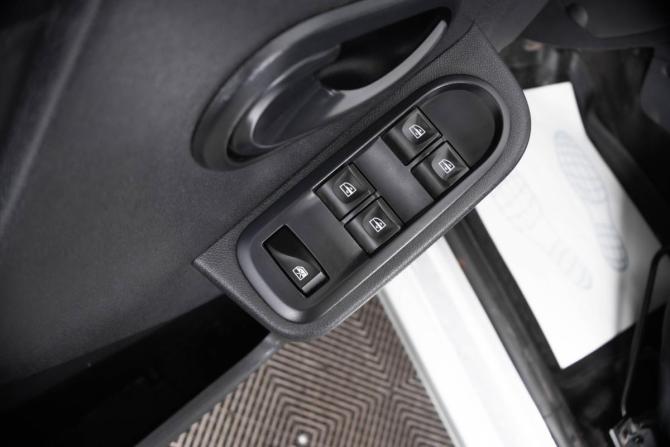 Lada (ВАЗ) Largus I Рестайлинг с пробегом 2024 года, цена 1 449 000 рублей, 62000 км, универсал, Автокод Объявления