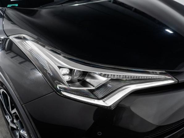 Toyota C-HR I с пробегом 2018 года, цена 1 850 000 рублей, 27773 км, внедорожник, Автокод Объявления