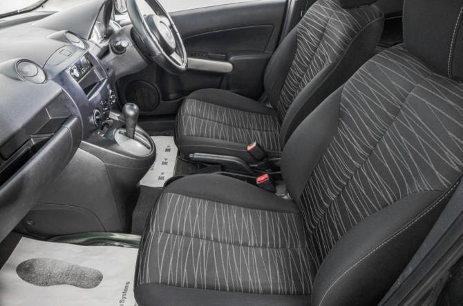 Mazda Demio III (DE) с пробегом 2007 года, цена 599 000 рублей, 208000 км, хэтчбек, Автокод Объявления
