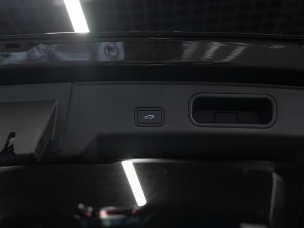 Geely Atlas II с пробегом 2024 года, цена 3 370 000 рублей, 428 км, внедорожник, Автокод Объявления