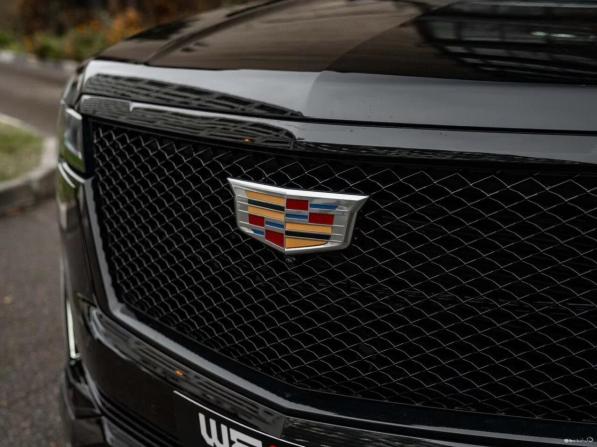 Cadillac Escalade V с пробегом 2024 года, цена 23 500 000 рублей, 18 км, внедорожник, Автокод Объявления