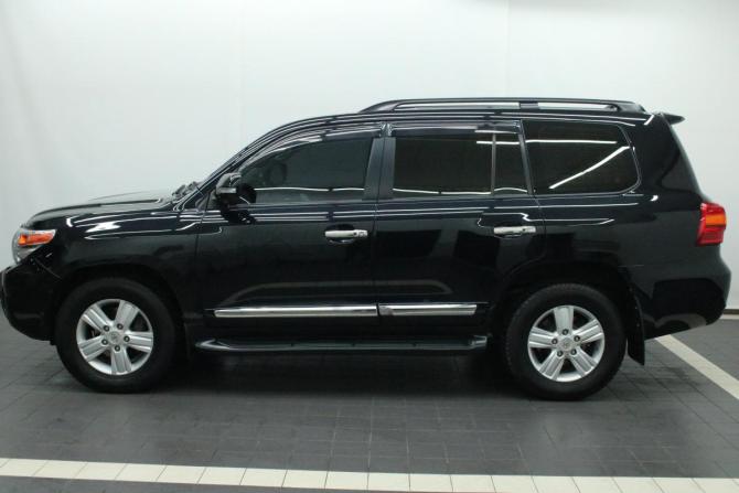 Toyota Land Cruiser 200 Series Рестайлинг 1 с пробегом 2013 года, цена 3 125 000 рублей, 473529 км, внедорожник, Автокод Объявления
