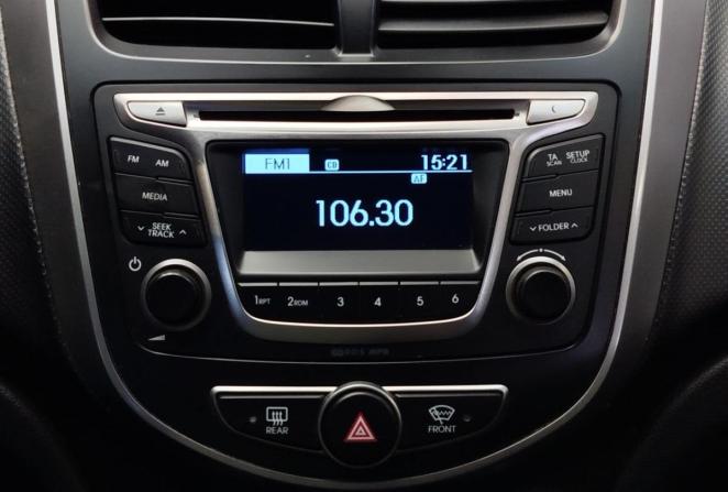 Hyundai Solaris I Рестайлинг с пробегом 2015 года, цена 920 000 рублей, 144601 км, седан, Автокод Объявления