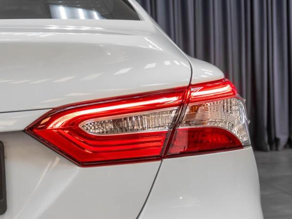 Toyota Camry VIII (XV70) с пробегом 2019 года, цена 2 159 000 рублей, 120142 км, седан, Автокод Объявления