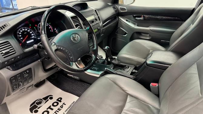 Toyota Land Cruiser Prado 120 Series Рестайлинг с пробегом 2008 года, цена 2 150 000 рублей, 222272 км, внедорожник, Автокод Объявления