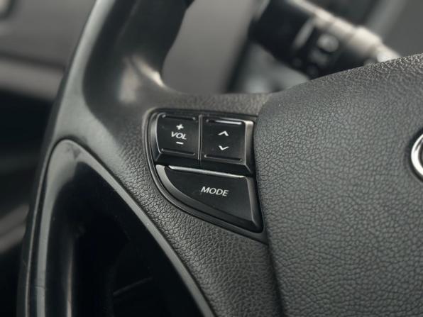 Hyundai Sonata VI (YF) с пробегом 2010 года, цена 999 000 рублей, 253704 км, седан, Автокод Объявления