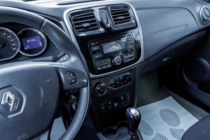 Renault Sandero II с пробегом 2016 года, цена 874 000 рублей, 80701 км, хэтчбек, Автокод Объявления