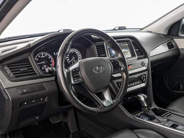 Hyundai Sonata VII (LF) Рестайлинг с пробегом 2017 года, цена 1 570 000 рублей, 148080 км, седан, Автокод Объявления