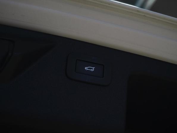 Land Rover Discovery Sport I Рестайлинг с пробегом 2024 года, цена 4 299 000 рублей, 30882 км, внедорожник, Автокод Объявления