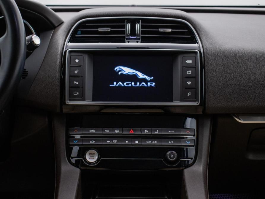 Jaguar F-Pace I Москва  - изображение 14