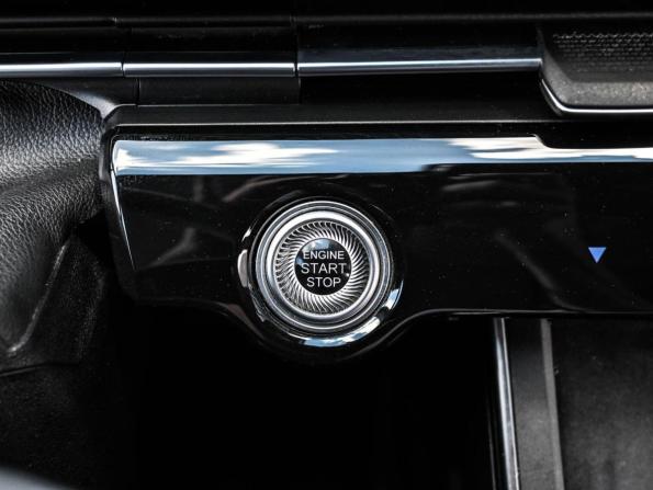 Omoda C5 I с пробегом 2022 года, цена 1 454 000 рублей, 91744 км, внедорожник, Автокод Объявления