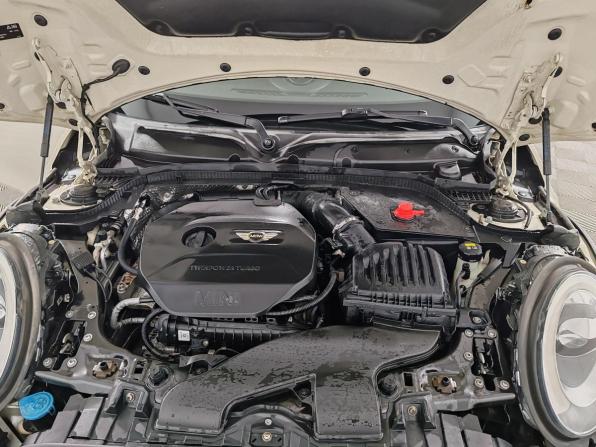 Mini Hatch III (F55/F56) с пробегом 2016 года, цена 1 499 000 рублей, 103429 км, хэтчбек, Автокод Объявления