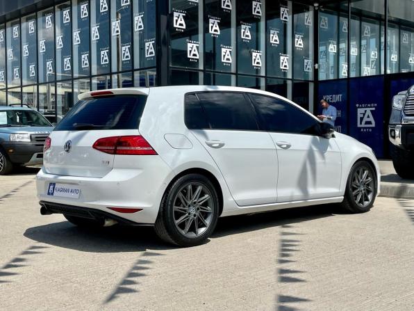 Volkswagen Golf VII с пробегом 2013 года, цена 1 330 000 рублей, 163107 км, хэтчбек, Автокод Объявления