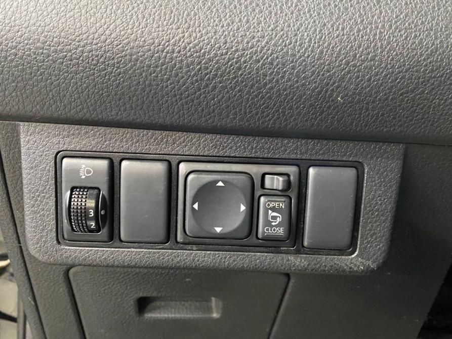 Nissan Tiida I Санкт-Петербург  - изображение 19