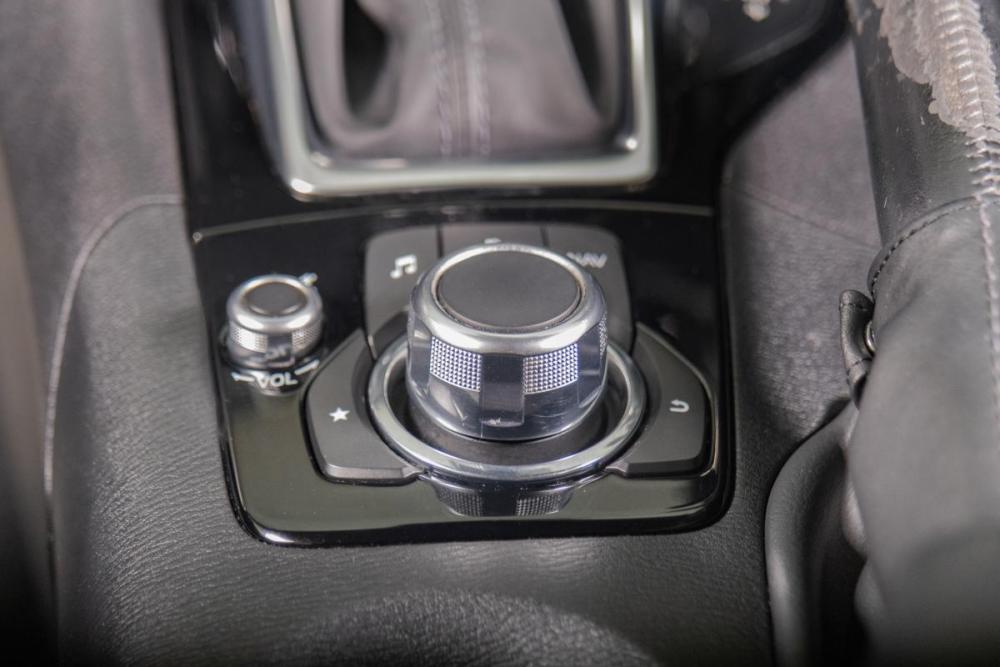 Mazda Axela III Рестайлинг Томск  - изображение 17