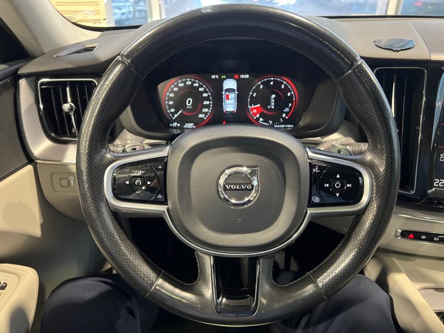 Volvo XC60 II Москва  - изображение 15