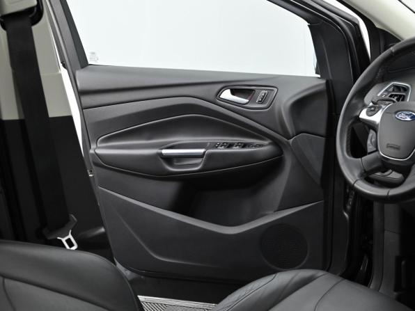 Ford Kuga II с пробегом 2015 года, цена 1 199 000 рублей, 142000 км, внедорожник, Автокод Объявления