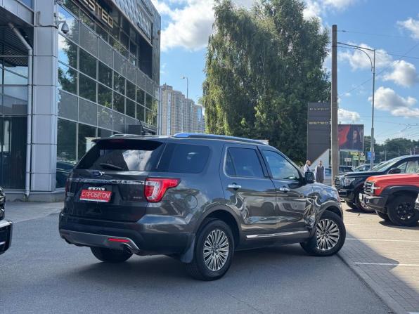 Ford Explorer V Рестайлинг с пробегом 2018 года, цена 2 399 000 рублей, 208300 км, внедорожник, Автокод Объявления