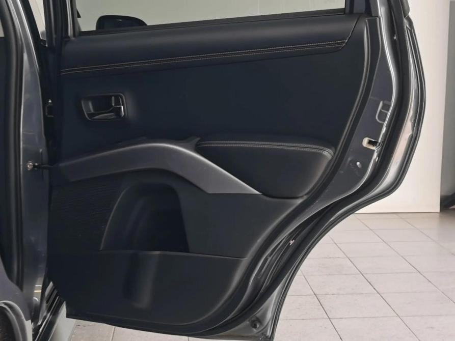 Mitsubishi Outlander II Рестайлинг Барнаул  - изображение 28