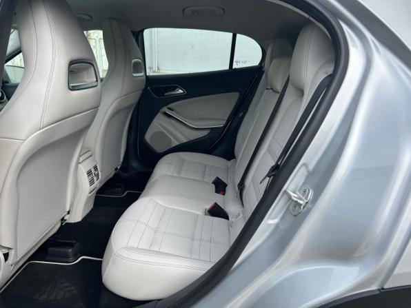 Mercedes-Benz GLA I (X156) с пробегом 2015 года, цена 1 885 000 рублей, 140223 км, внедорожник, Автокод Объявления