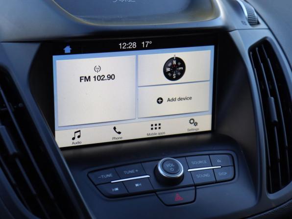 Ford Kuga II Рестайлинг с пробегом 2017 года, цена 1 240 000 рублей, 166370 км, внедорожник, Автокод Объявления
