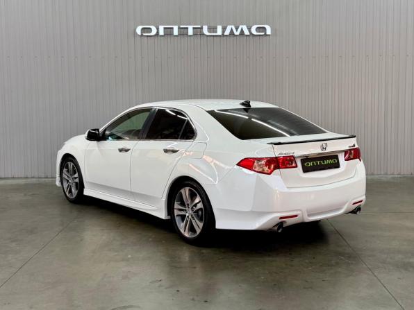 Honda Accord VIII Рестайлинг с пробегом 2012 года, цена 1 660 000 рублей, 206123 км, седан, Автокод Объявления