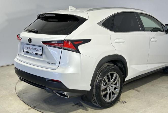 Lexus NX I Рестайлинг с пробегом 2018 года, цена 2 600 000 рублей, 232681 км, внедорожник, Автокод Объявления