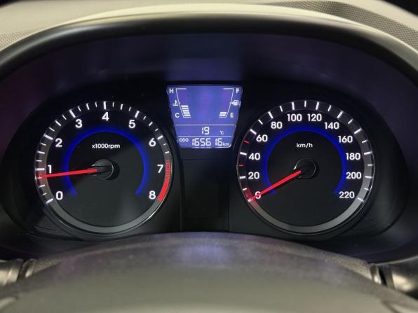 Hyundai Solaris I с пробегом 2013 года, цена 699 000 рублей, 165597 км, седан, Автокод Объявления