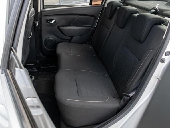 Renault Logan II Рестайлинг с пробегом 2018 года, цена 980 000 рублей, 82156 км, седан, Автокод Объявления