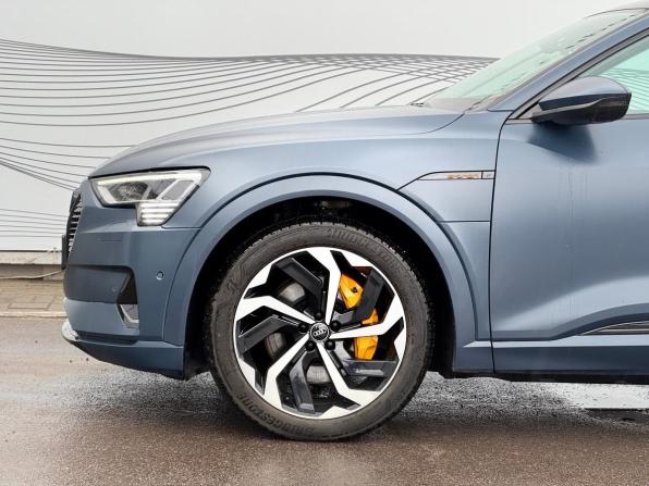 Audi e-tron Sportback I с пробегом 2022 года, цена 4 890 000 рублей, 15927 км, внедорожник, Автокод Объявления