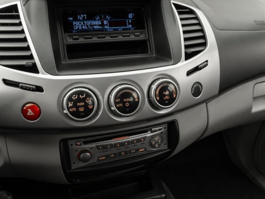 Mitsubishi L200 IV Москва  - изображение 19