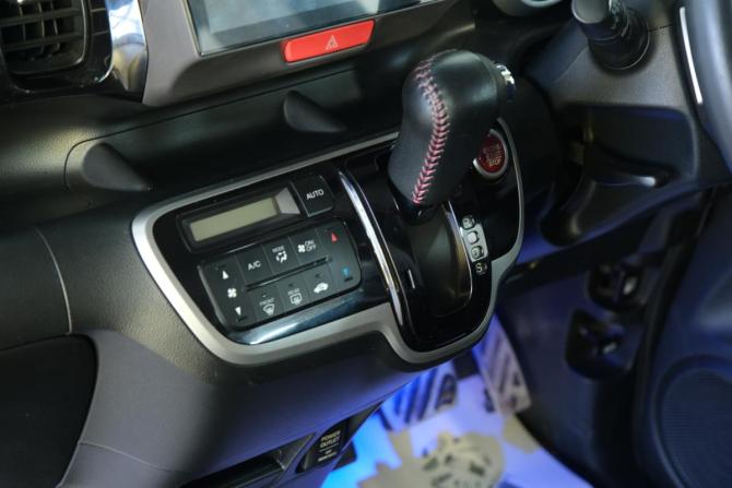 Honda N-BOX I с пробегом 2013 года, цена 679 000 рублей, 142730 км, хэтчбек, Автокод Объявления