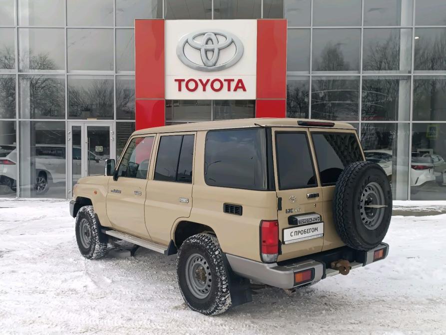 Toyota Land Cruiser 70 Series Рестайлинг 1 Ростов-на-Дону  - изображение 7
