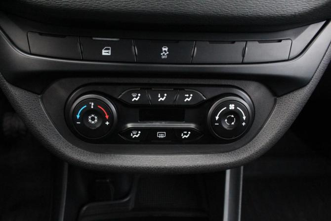 Lada (ВАЗ) Vesta I с пробегом 2018 года, цена 875 000 рублей, 93756 км, седан, Автокод Объявления