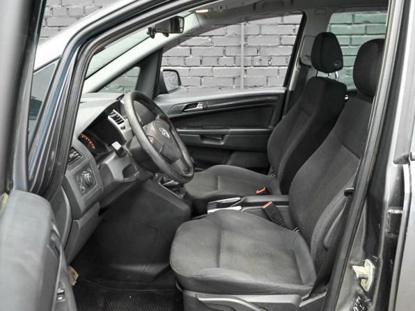 Opel Zafira B Рестайлинг с пробегом 2010 года, цена 700 000 рублей, 201223 км, минивэн, Автокод Объявления