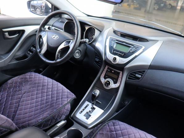 Hyundai Avante V с пробегом 2012 года, цена 840 000 рублей, 269549 км, седан, Автокод Объявления