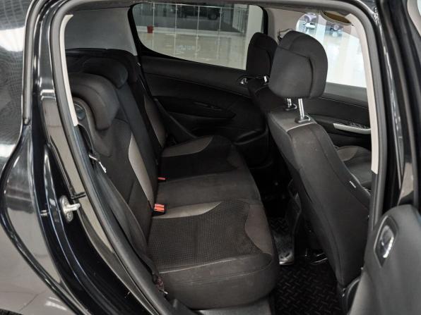 Peugeot 308 I с пробегом 2009 года, цена 370 000 рублей, 371068 км, хэтчбек, Автокод Объявления
