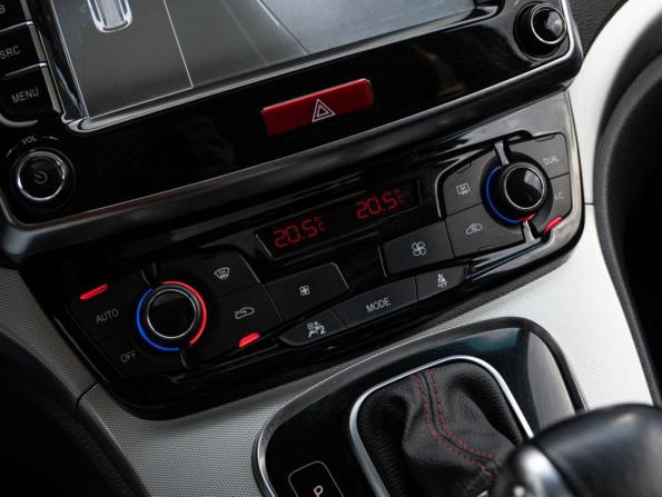 Haval H6 I с пробегом 2016 года, цена 1 220 000 рублей, 129263 км, внедорожник, Автокод Объявления