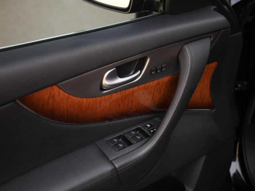 Infiniti QX70 Санкт-Петербург  - изображение 23