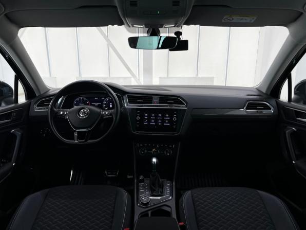 Volkswagen Tiguan II с пробегом 2018 года, цена 2 620 000 рублей, 122668 км, внедорожник, Автокод Объявления
