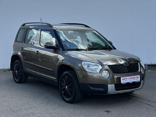 Skoda Yeti I с пробегом 2013 года, цена 990 000 рублей, 67954 км, внедорожник, Автокод Объявления