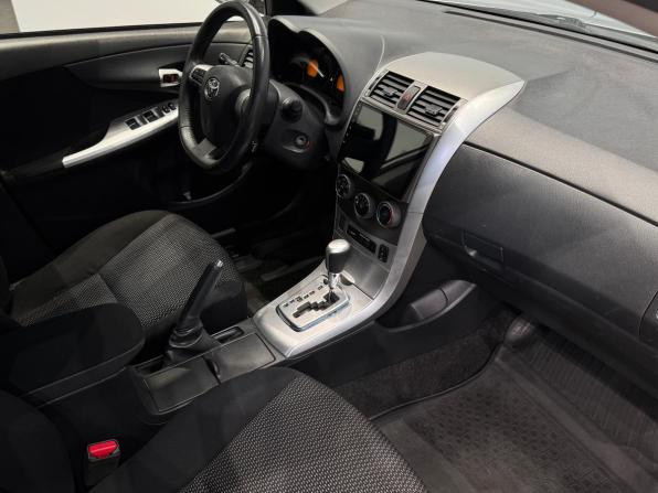 Toyota Corolla X (E140 E150) Рестайлинг с пробегом 2012 года, цена 1 100 000 рублей, 202330 км, седан, Автокод Объявления
